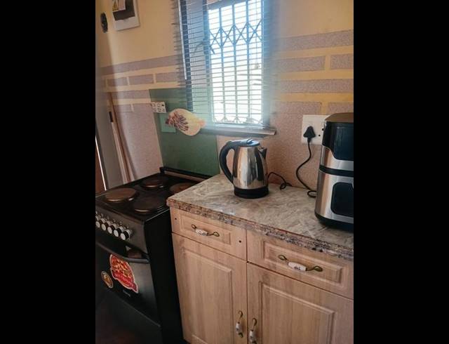 2 BEDROOM PROPERTY TO RENT IN LUFHERENG